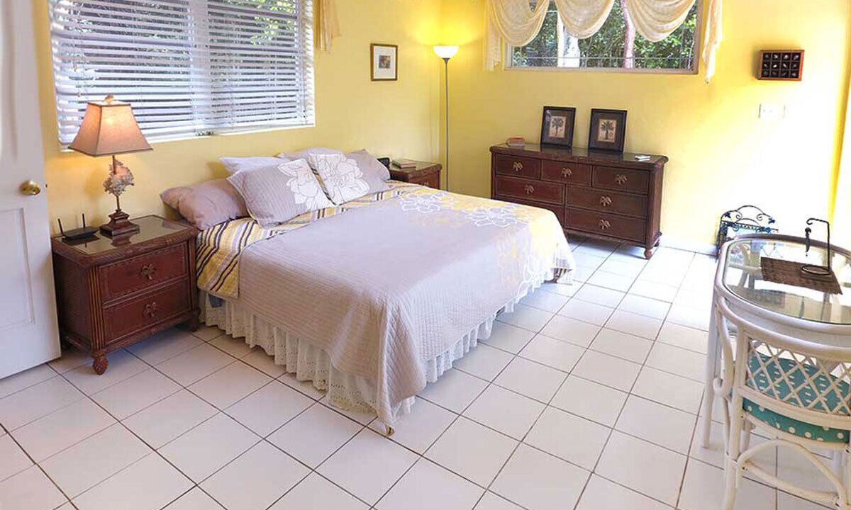 Photo of Bedroom in Dunmore Town