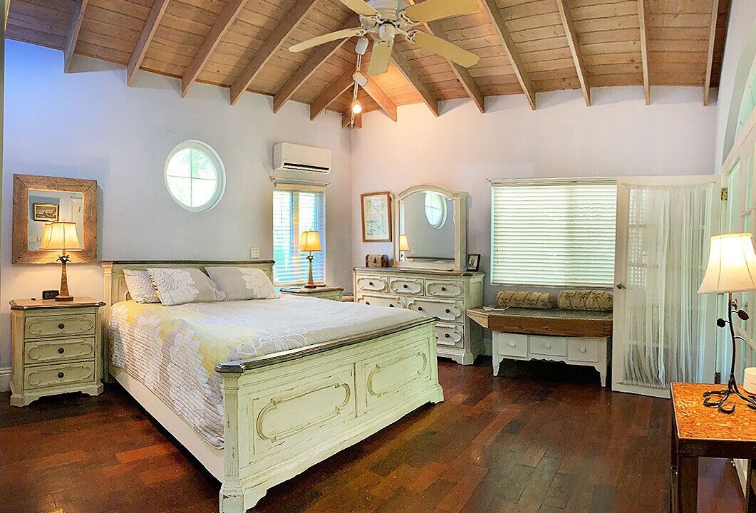 Photo of Bedroom in Dunmore Town