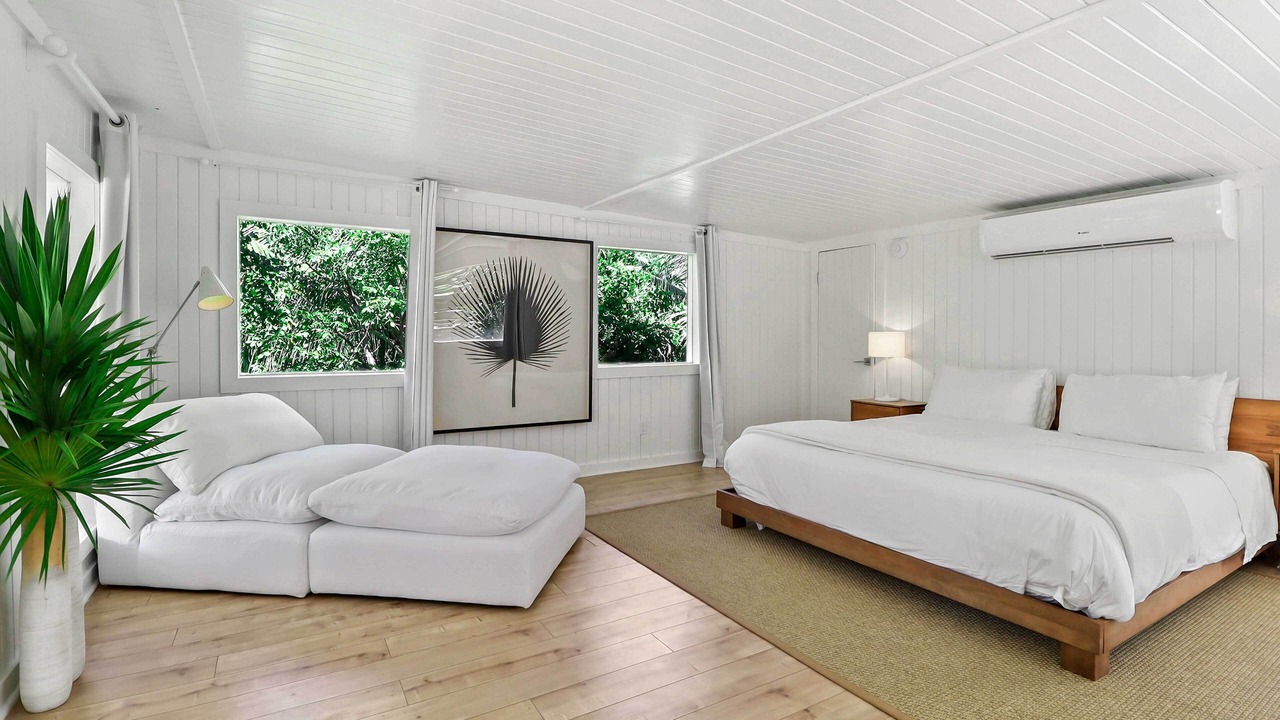 Photo of Bedroom in Gregory Town