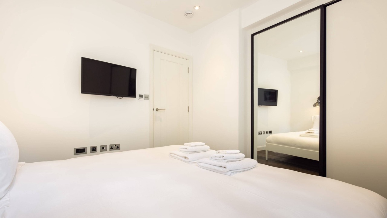 Photo of Bedroom in Chinatown
