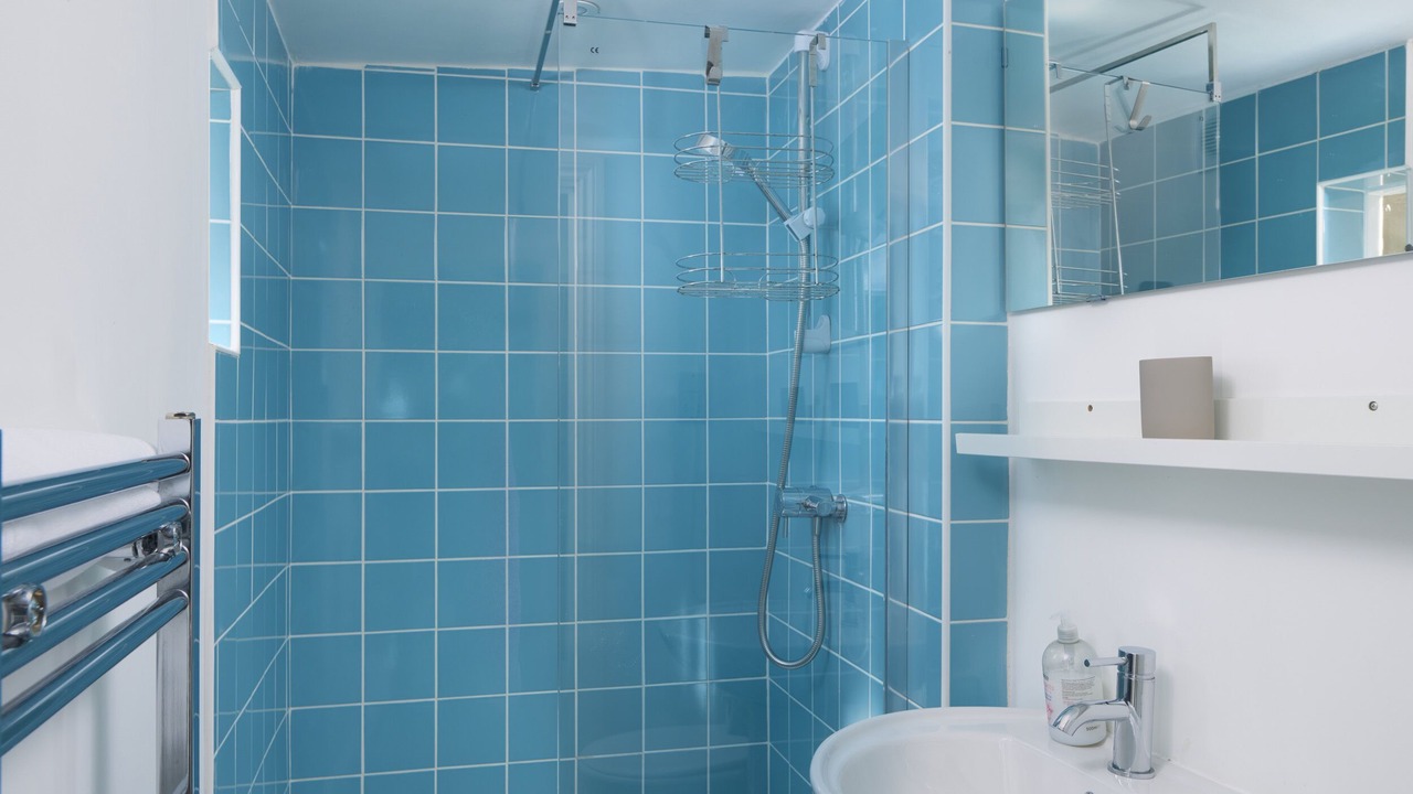 Photo of Bathroom in Babbacombe