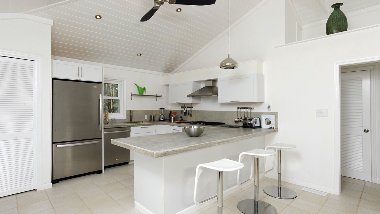 Photo of Kitchen in Governor's Harbour