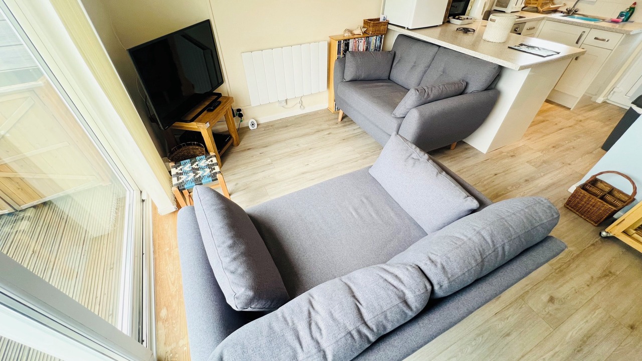 Photo of Livingroom in Nettlestone