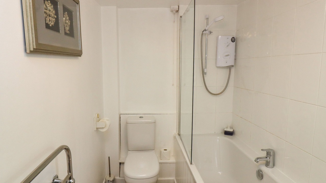 Photo of Bathroom in Bourton
