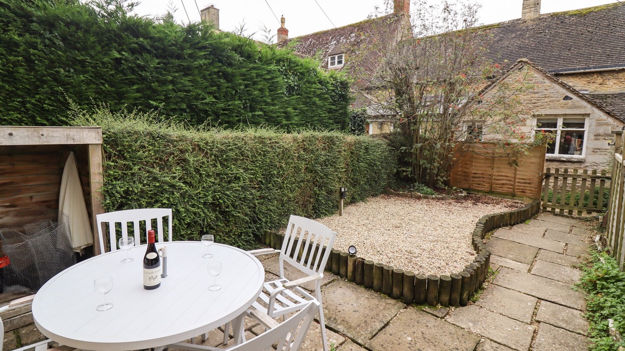 Photo of Outdoor in Bourton
