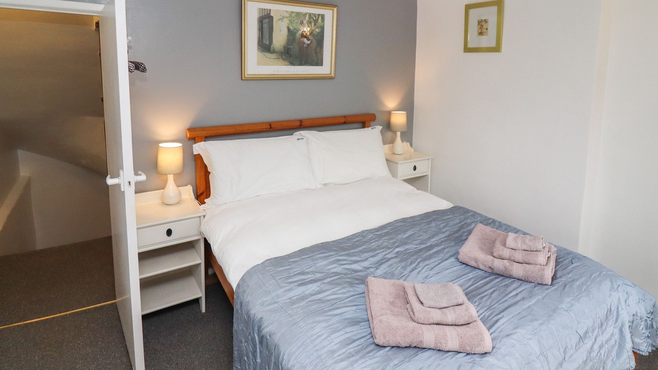 Photo of Bedroom in Bourton