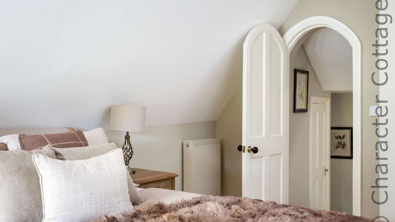 Photo of Bedroom in Chedworth