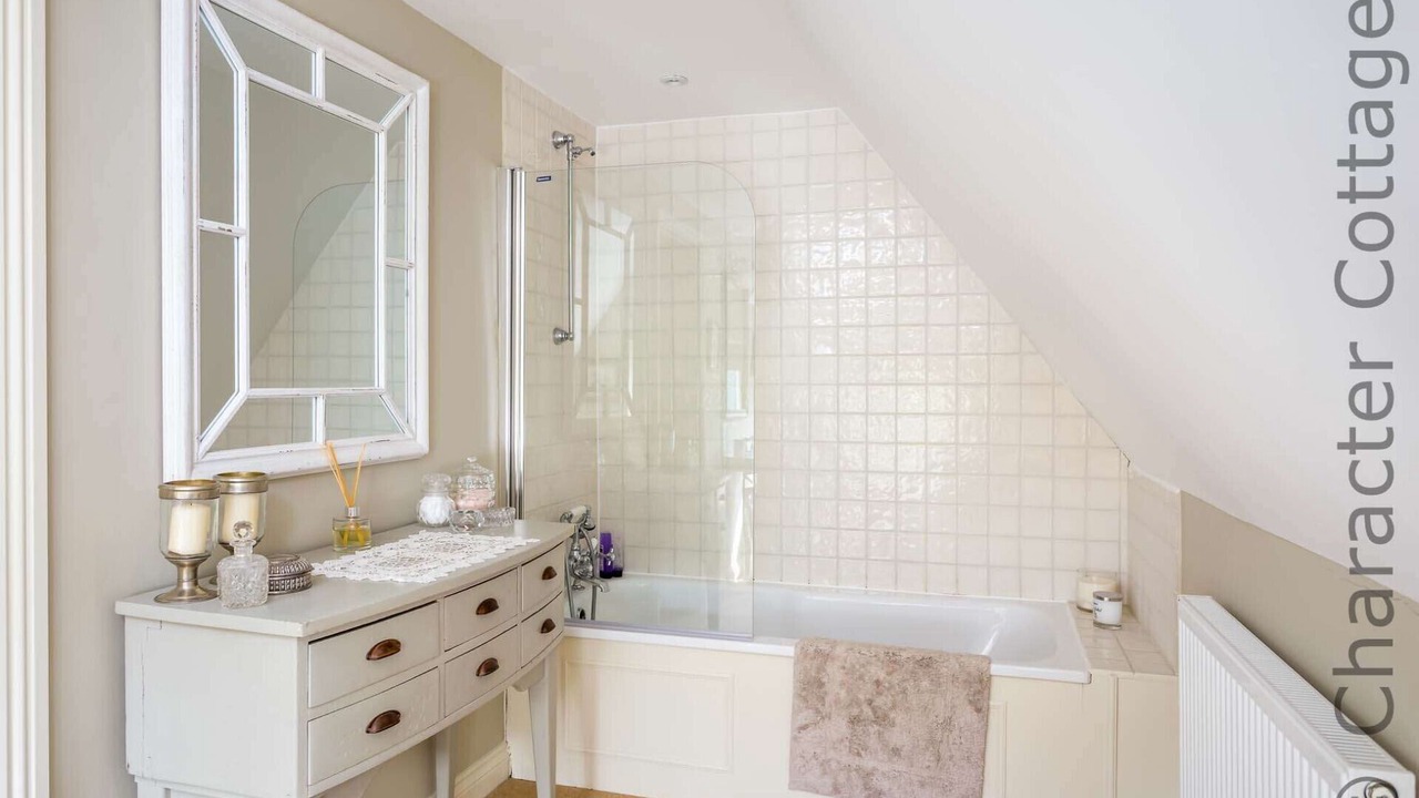 Photo of Bathroom in Chedworth