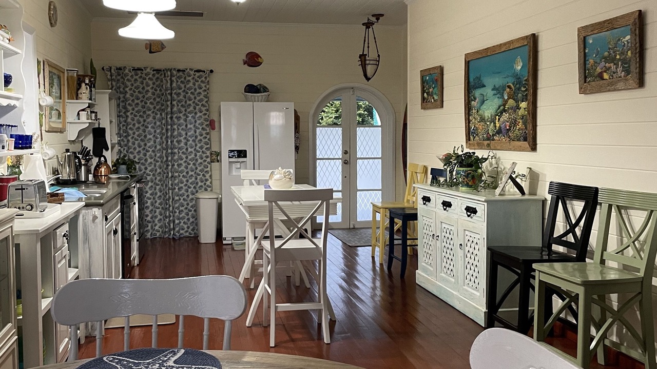 Photo of Bedroom in Spanish Wells