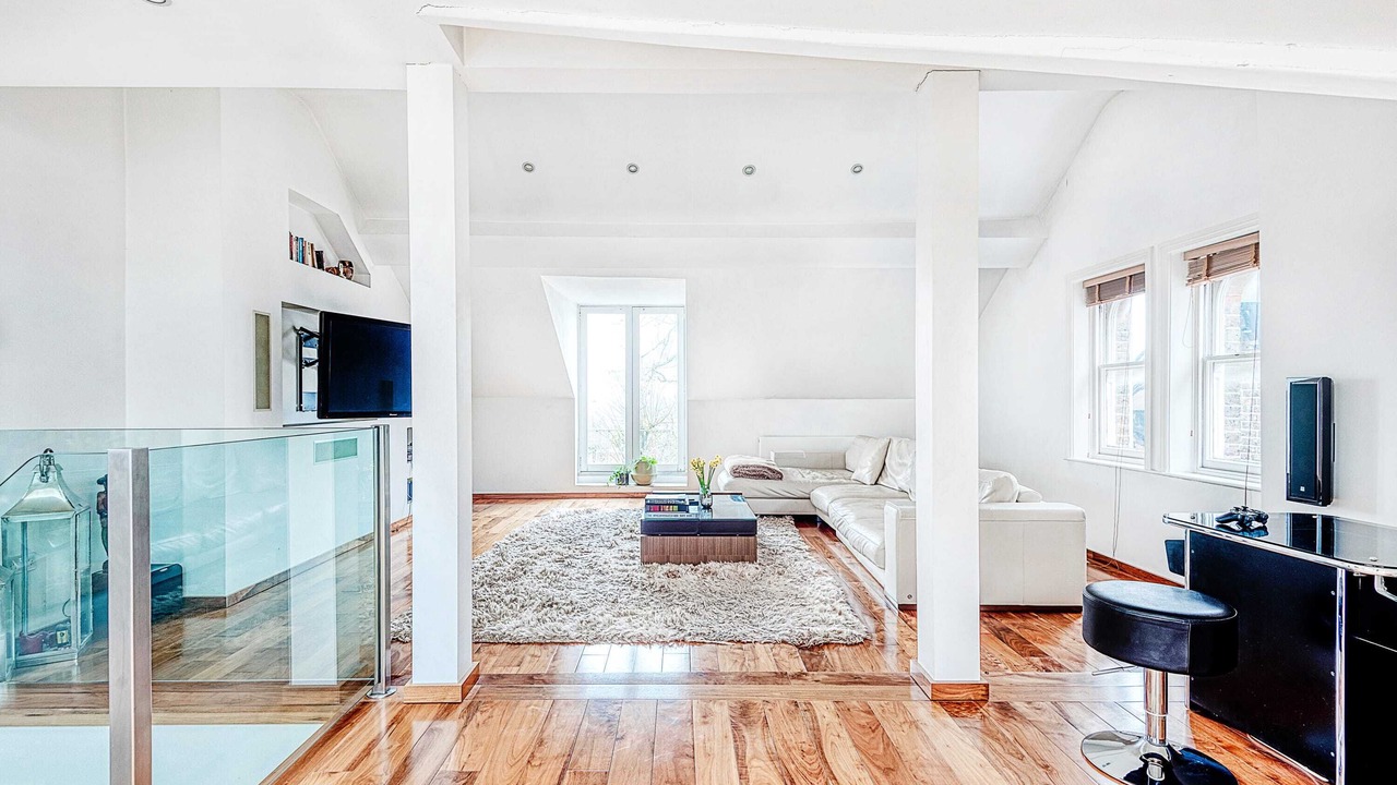 Photo of Livingroom in Frognal and Fitzjohns