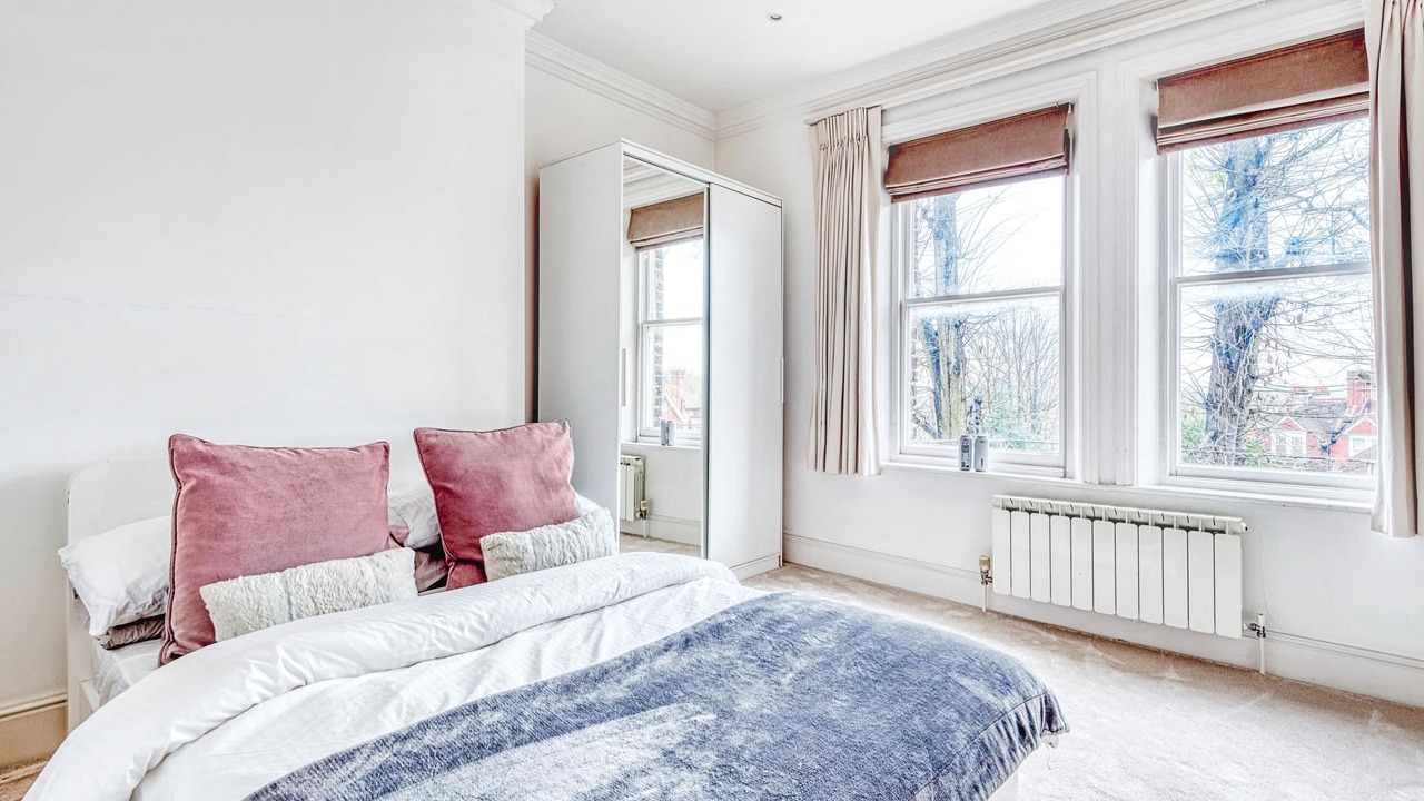 Photo of Bedroom in Frognal and Fitzjohns