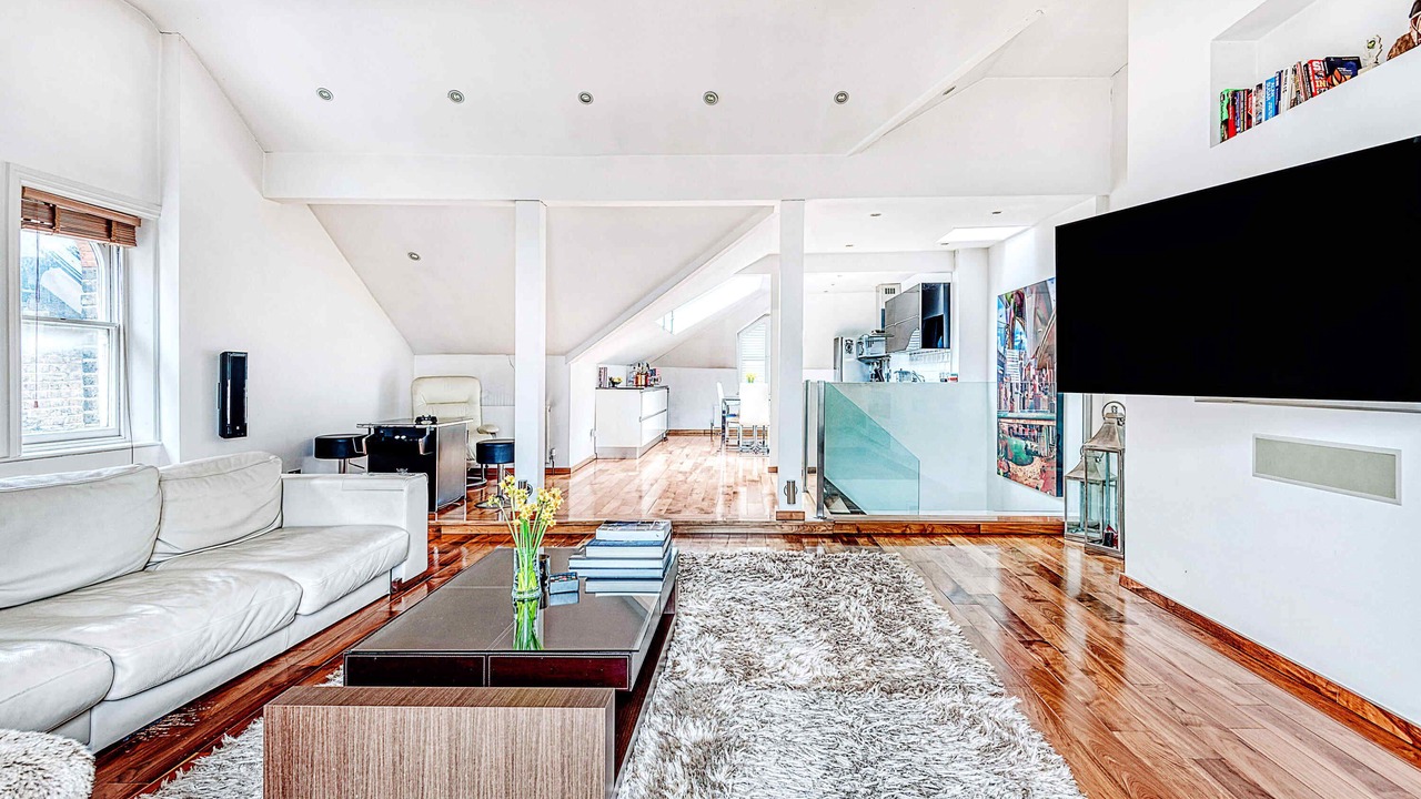 Photo of Livingroom in Frognal and Fitzjohns