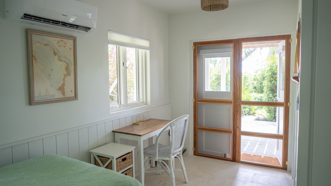 Photo of Bedroom in Man O War Cay