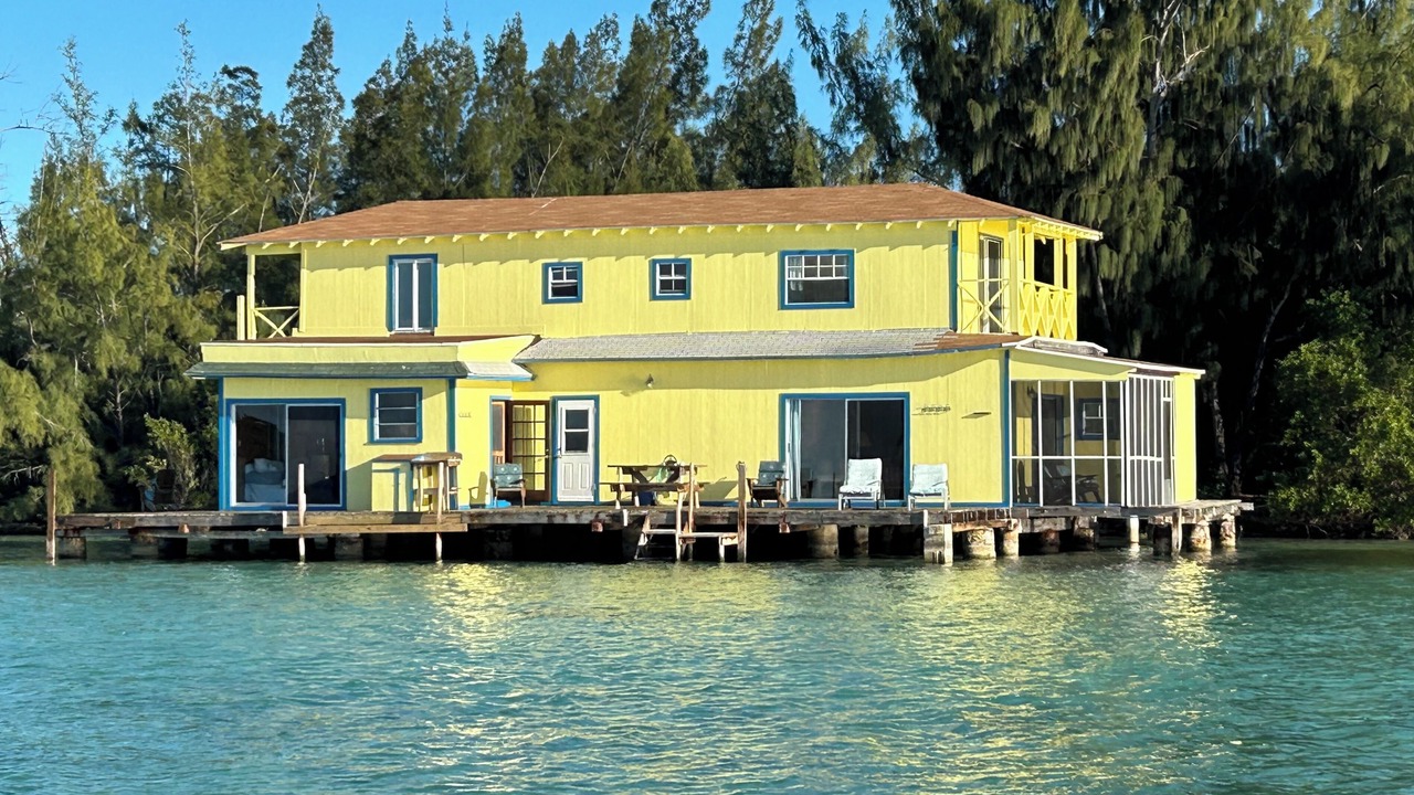 Photo of Outdoor in Andros Town