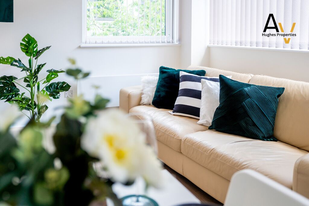 Photo of Livingroom in Central Milton Keynes