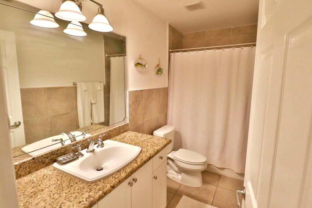 Photo of Bathroom in Alice Town