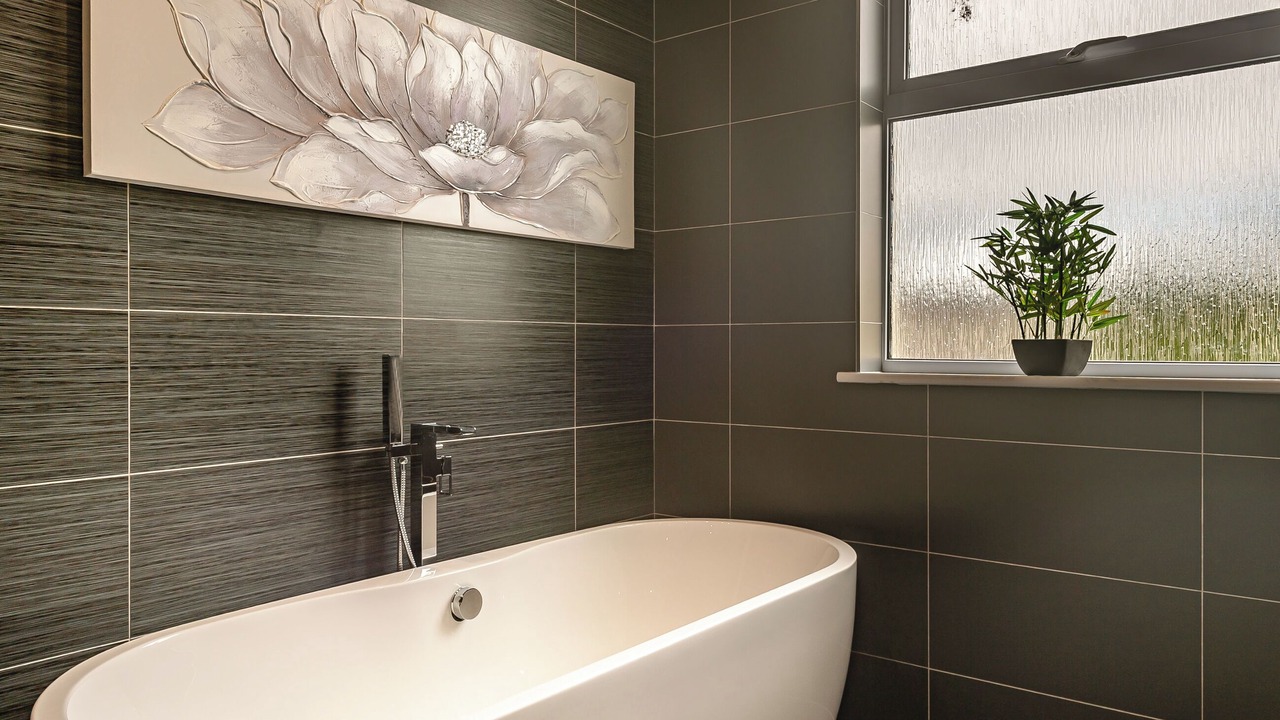 Photo of Bathroom in Babbacombe