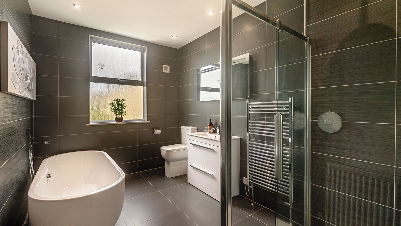 Photo of Bathroom in Babbacombe