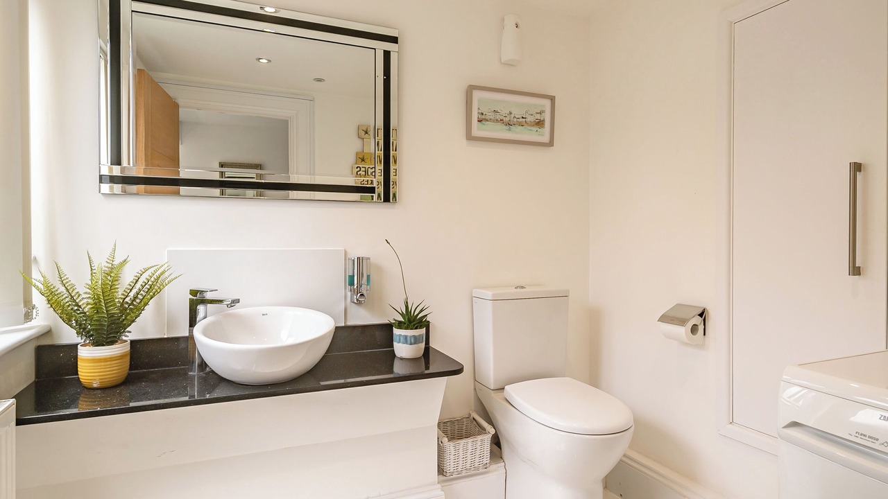 Photo of Bathroom in Babbacombe