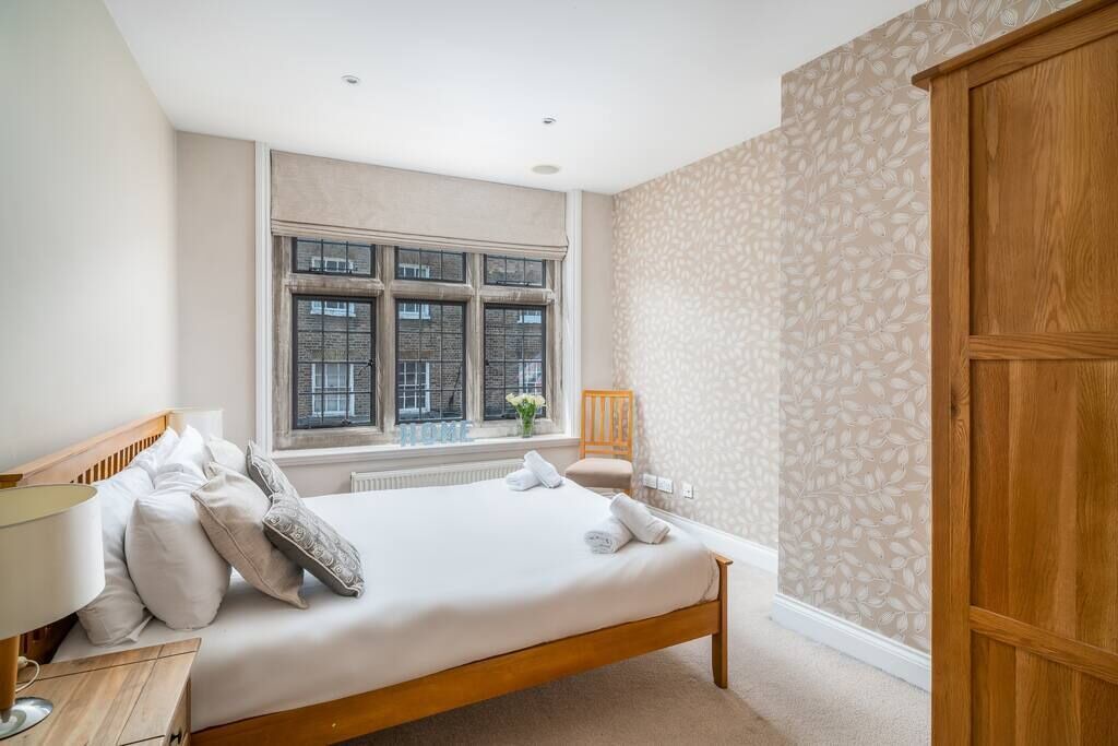 Photo of Bedroom in Eton