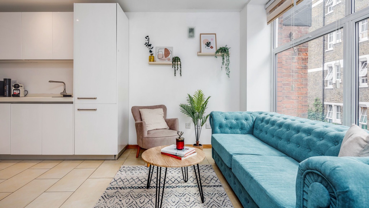 Photo of Livingroom in Farringdon