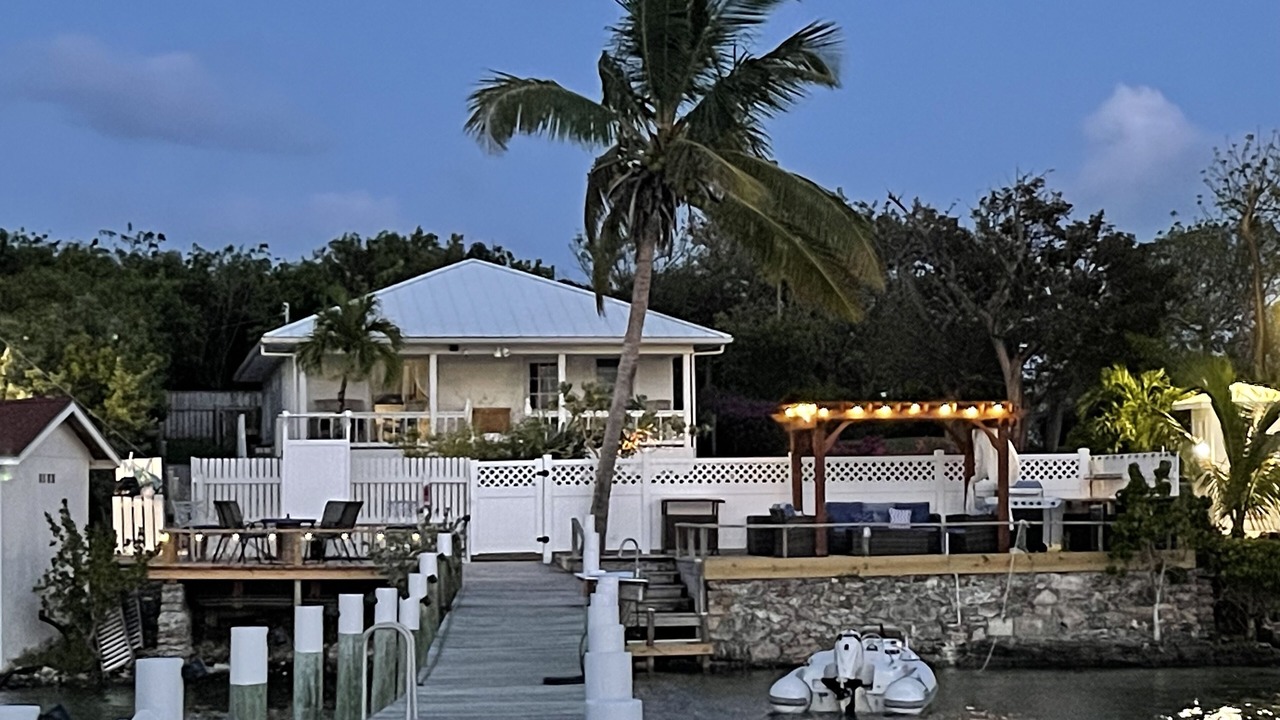 Photo of Patio Balcony in Great Guana Cay