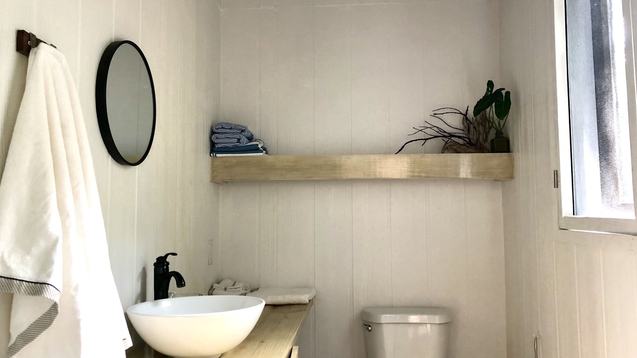 Photo of Bathroom in Gregory Town