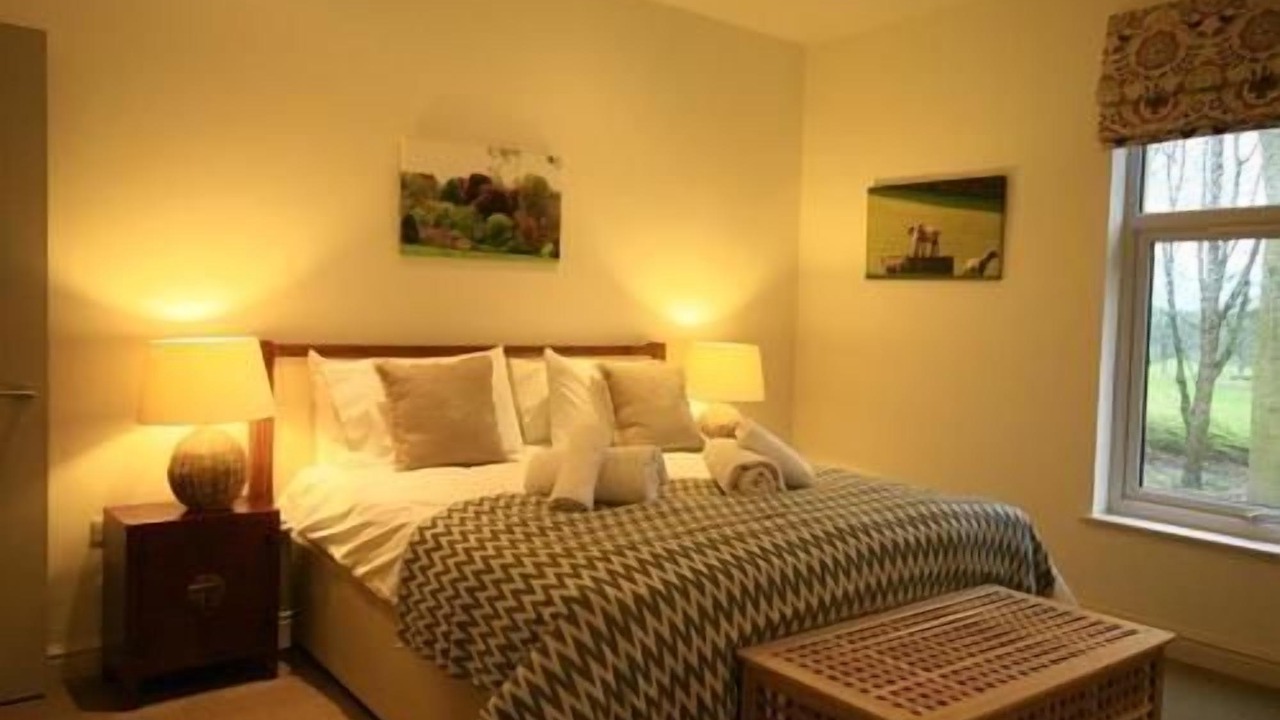 Photo of Bedroom in Bourton