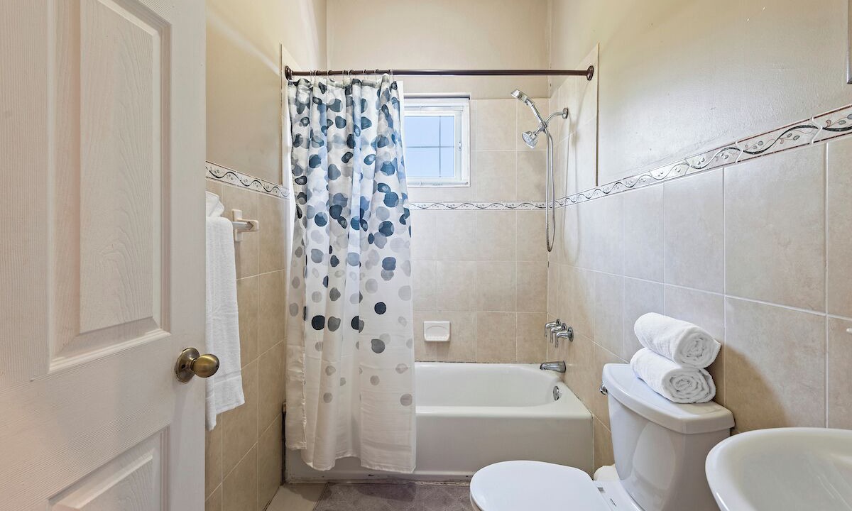Photo of Bathroom in Nassau