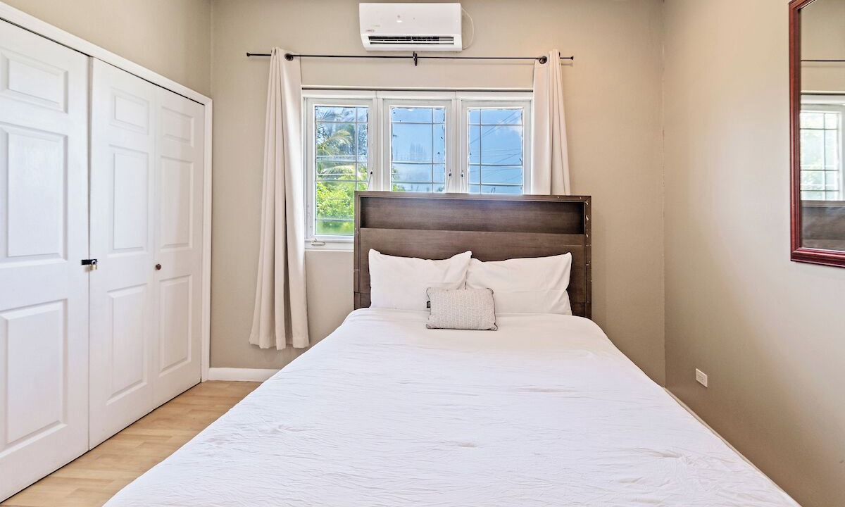 Photo of Bedroom in Nassau