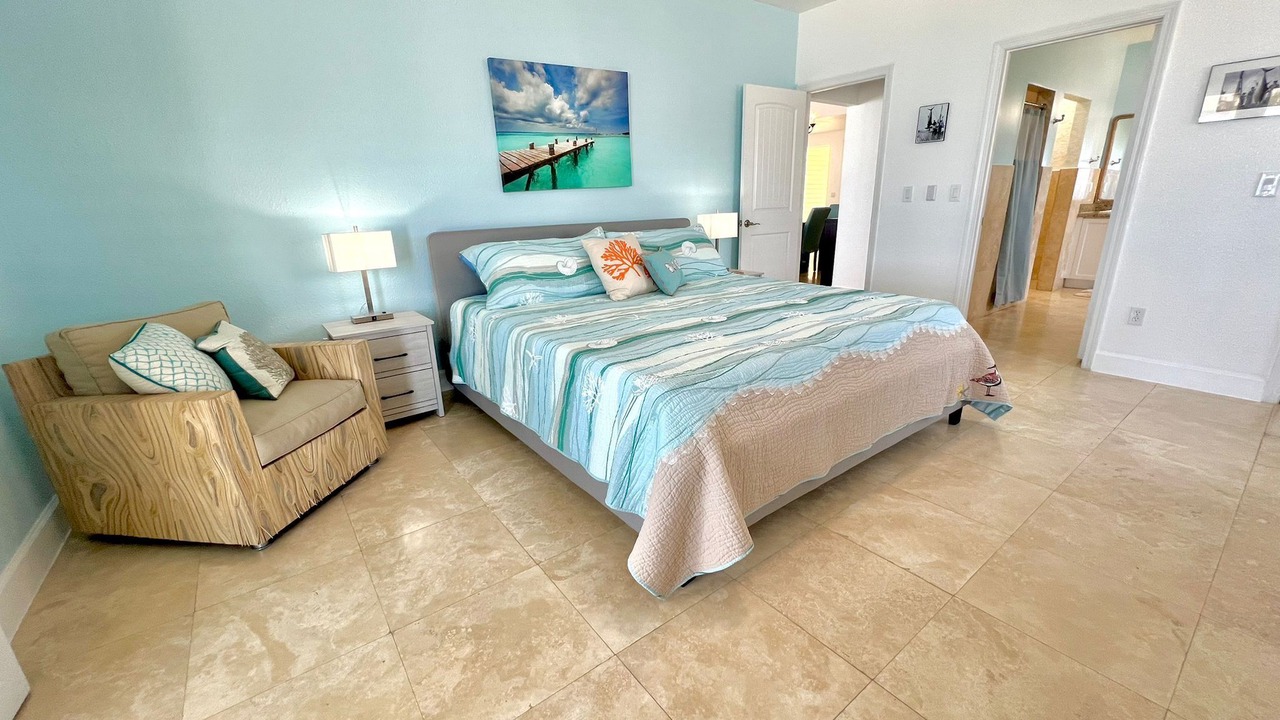 Photo of Bedroom in Alice Town