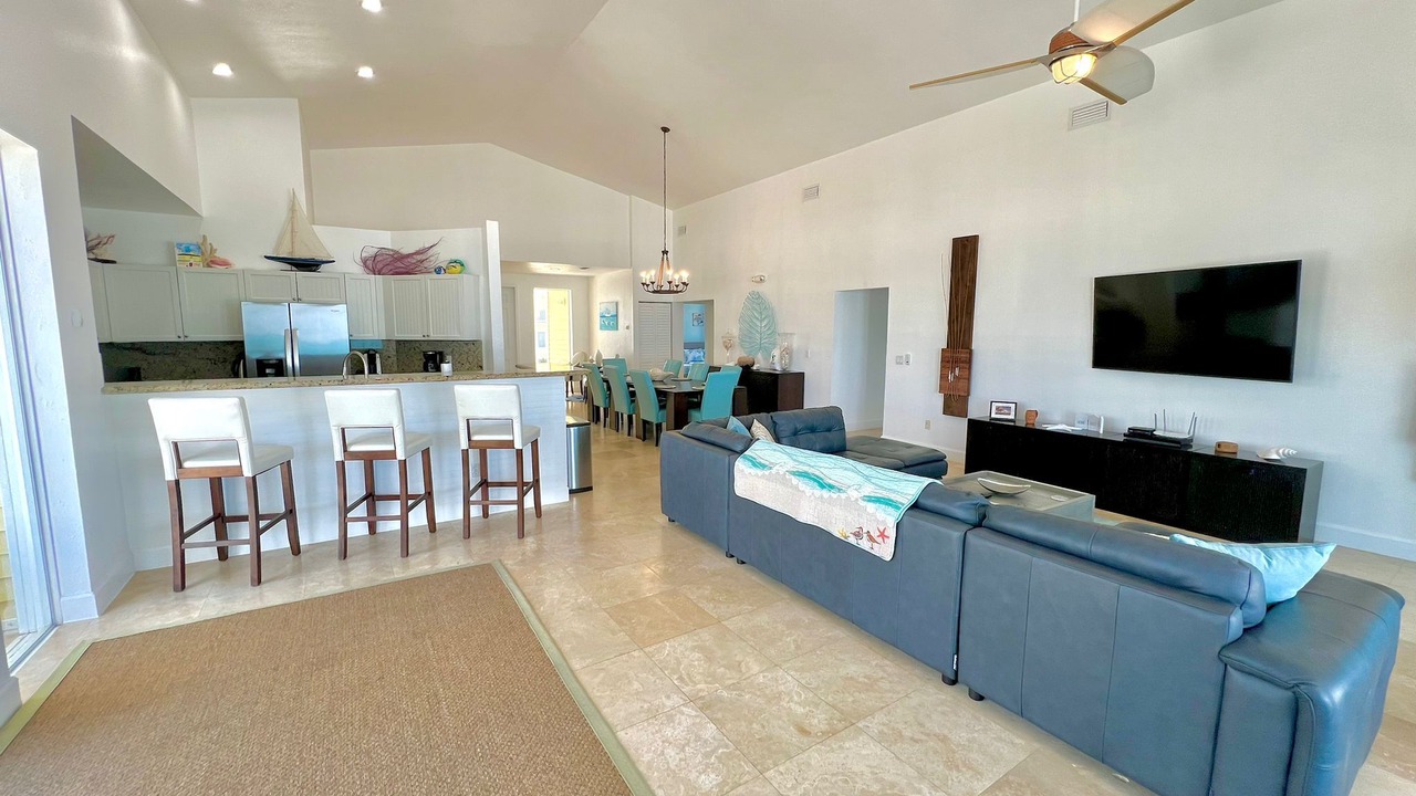 Photo of Livingroom in Alice Town