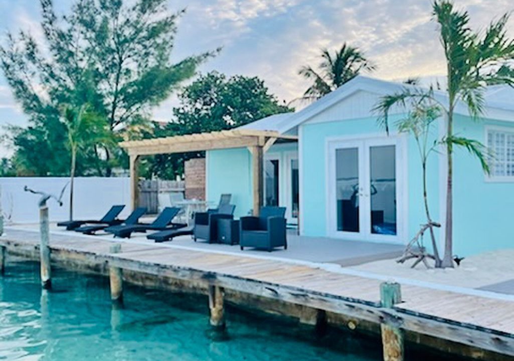 Photo of Outdoor in Bailey Town