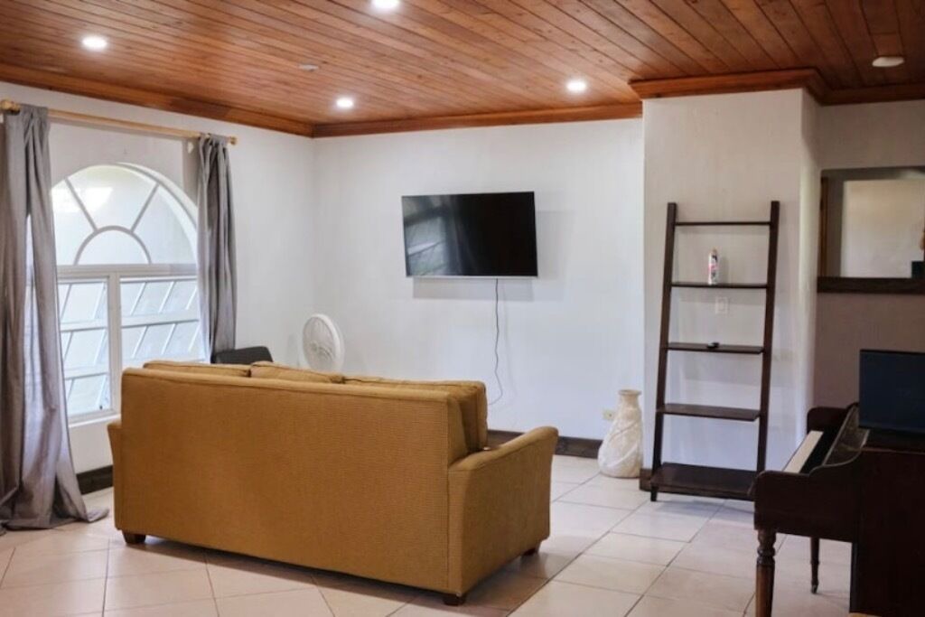 Photo of Livingroom in Gambier