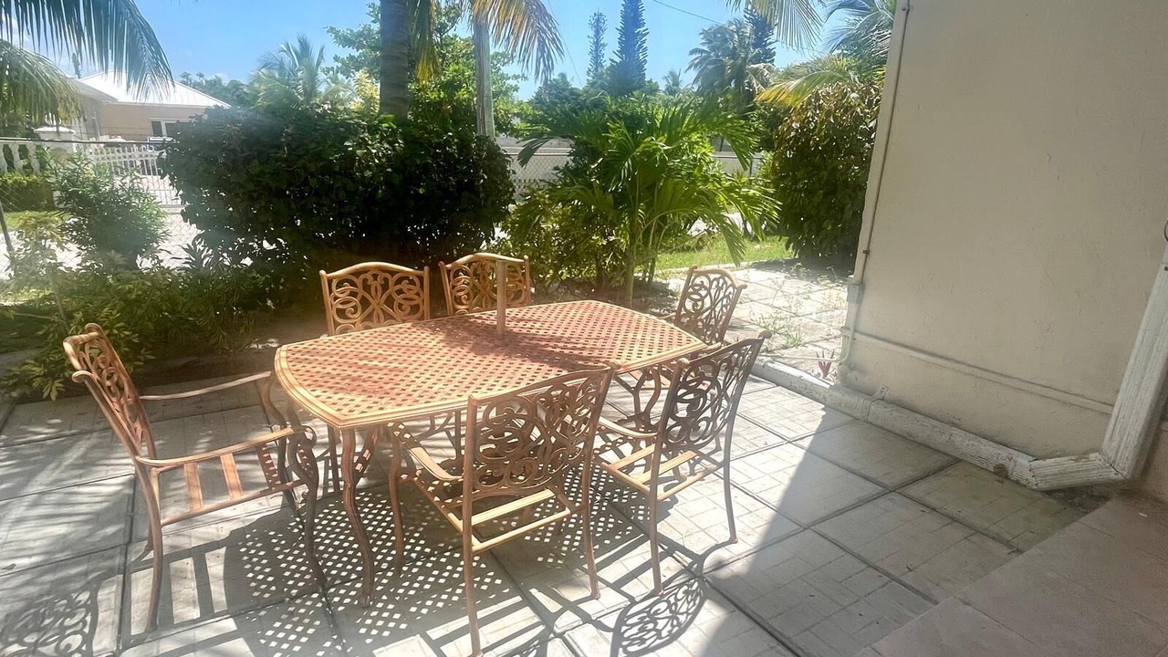 Photo of Outdoor in Williams Town