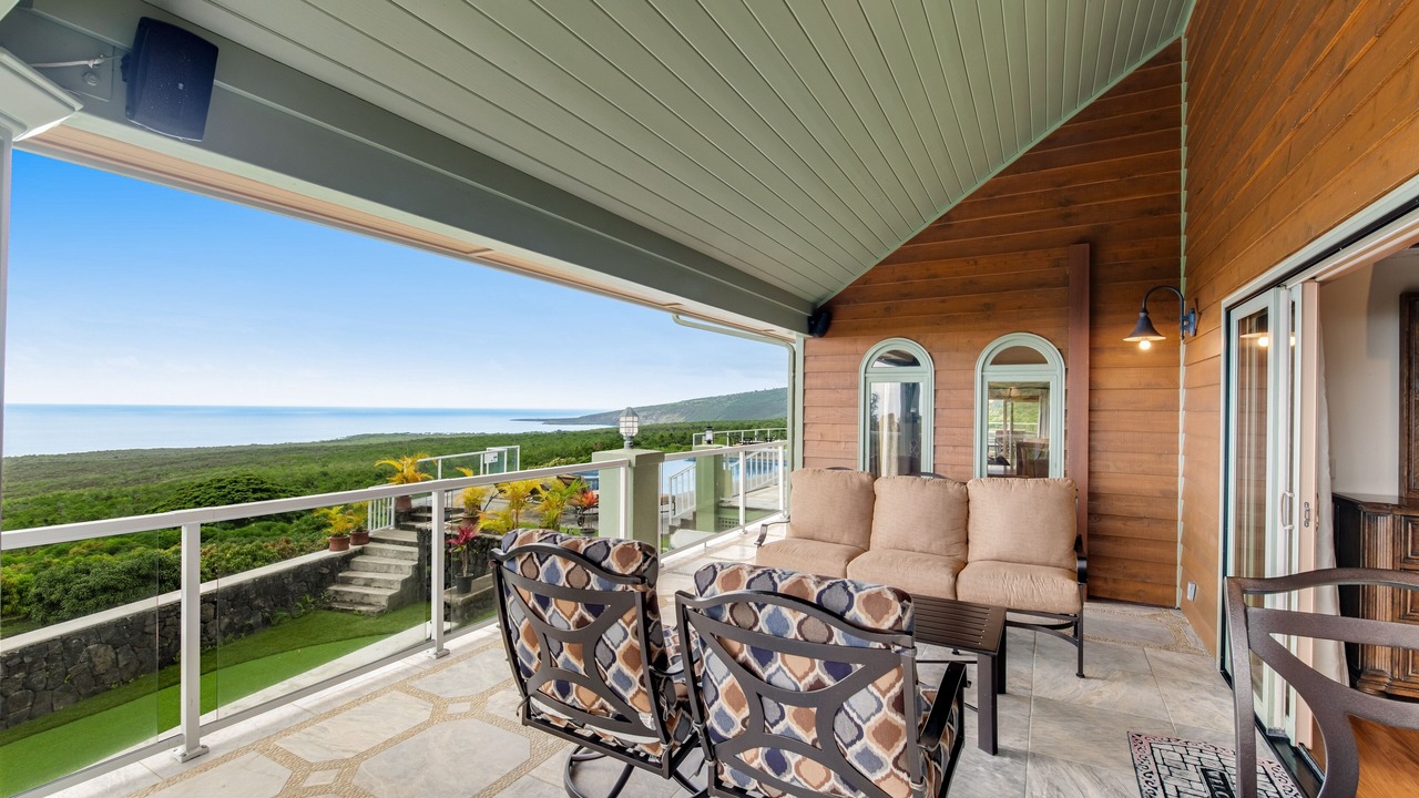 Photo of Patio Balcony in Honaunau-Napoopoo