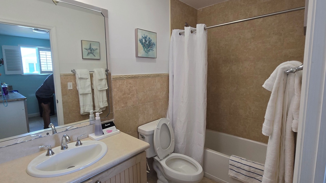 Photo of Bathroom in Alice Town