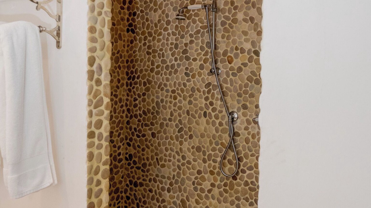 Photo of Bathroom in Dunmore Town