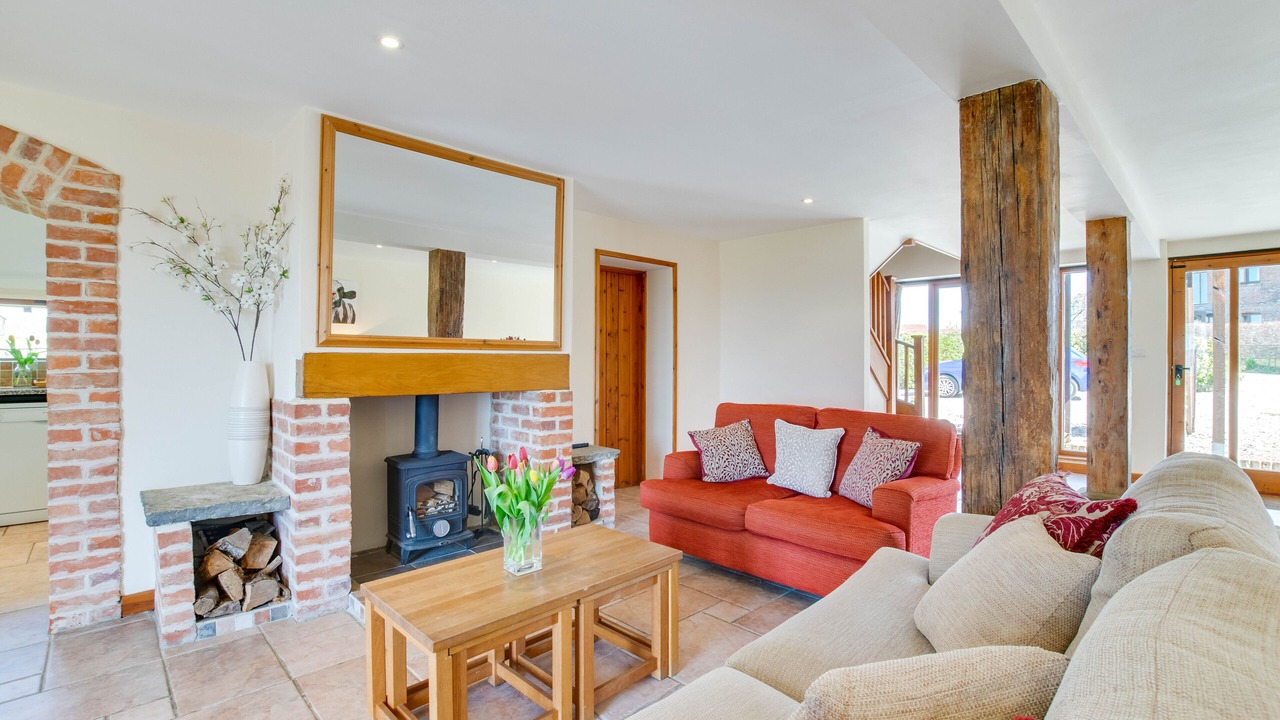 Photo of Livingroom in Ewhurst Green
