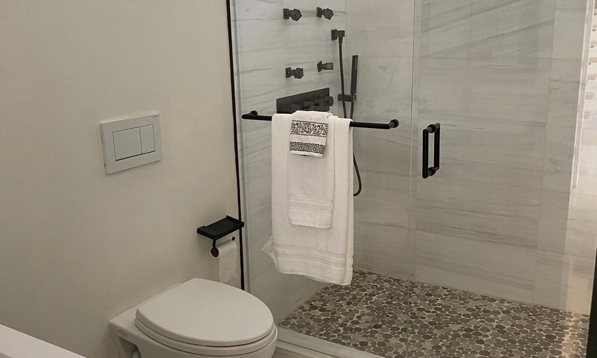 Photo of Bathroom in Bahamia West