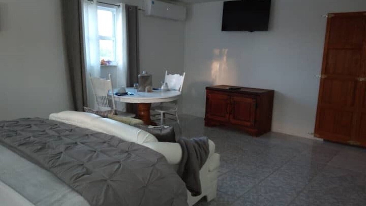 Photo of Bedroom in Bahamas Terrace