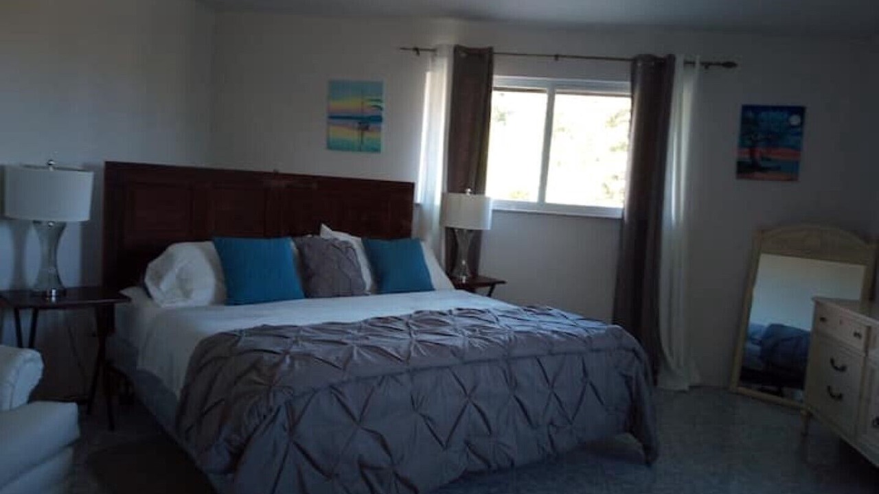 Photo of Bedroom in Bahamas Terrace