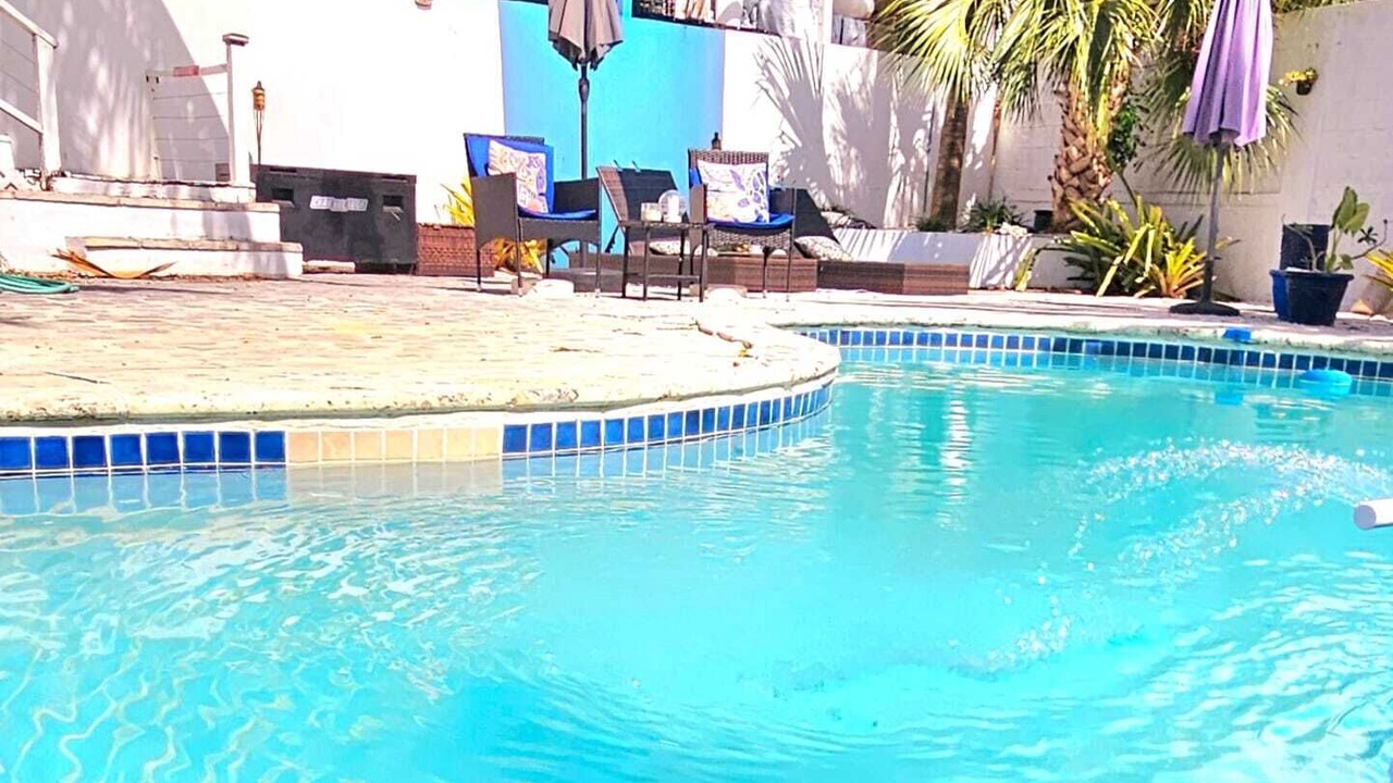 Photo of Outdoor in Gambier