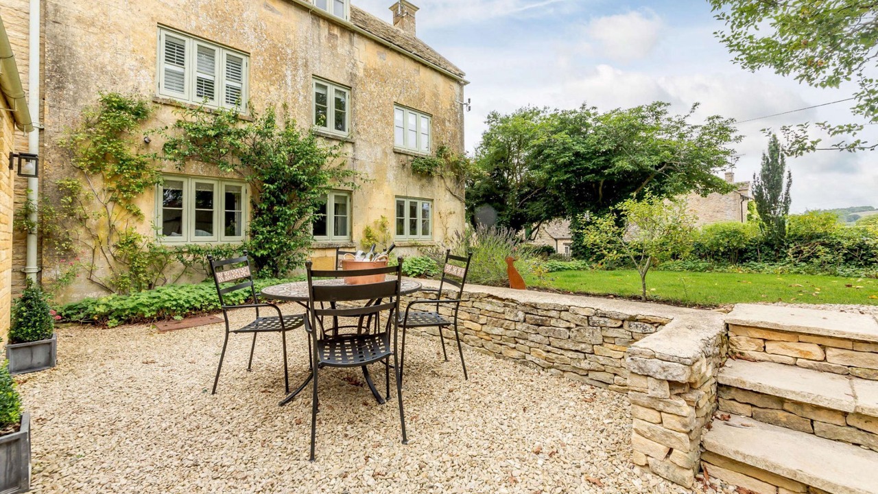 Photo of Others in Guiting Power