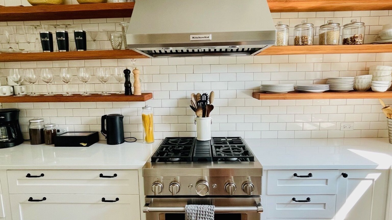Photo of Kitchen in Dunmore Town