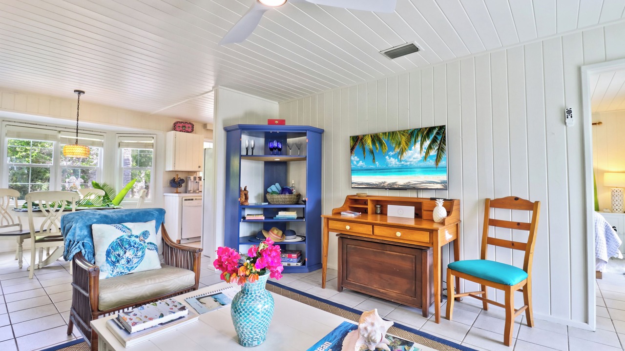 Photo of Livingroom in Lubbers Quarters Cay