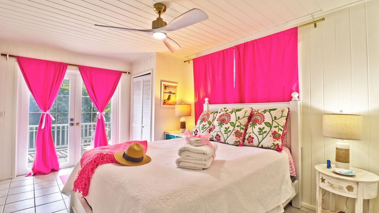 Photo of Bedroom in Lubbers Quarters Cay