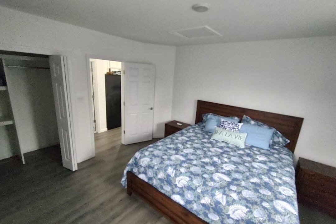 Photo of Bedroom in Spanish Wells