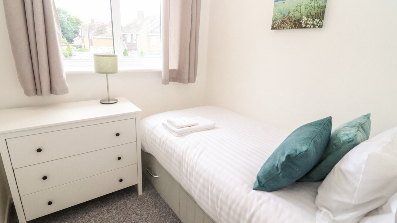 Photo of Bedroom in Broadway
