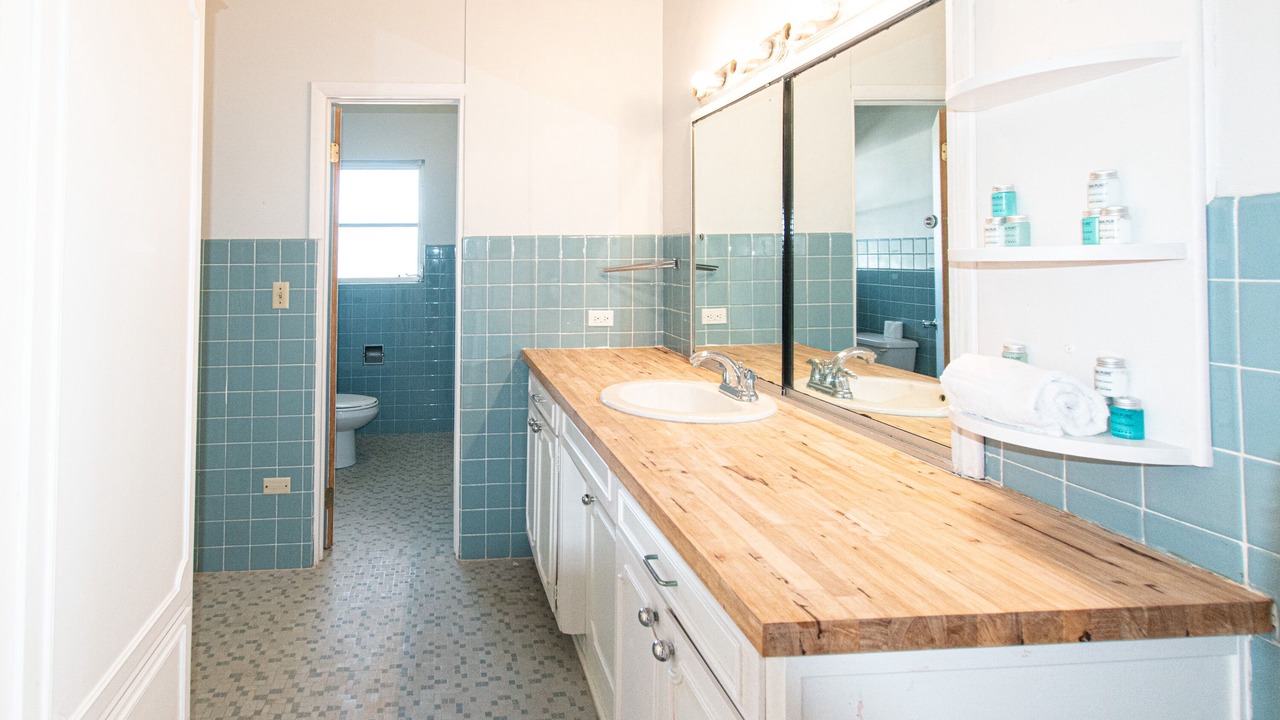 Photo of Bathroom in Great Exuma